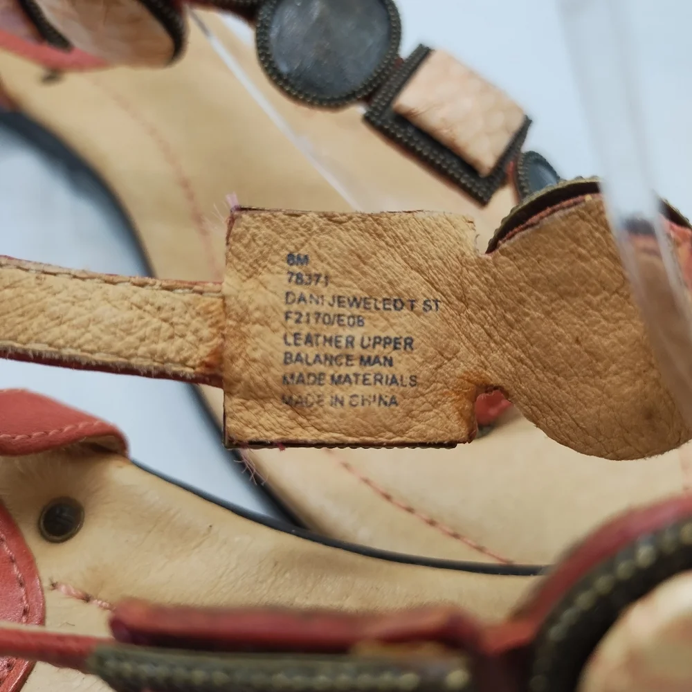 Women's Frye Dani Jeweled T strap Sandals Size 8M - Picture 4 of 10